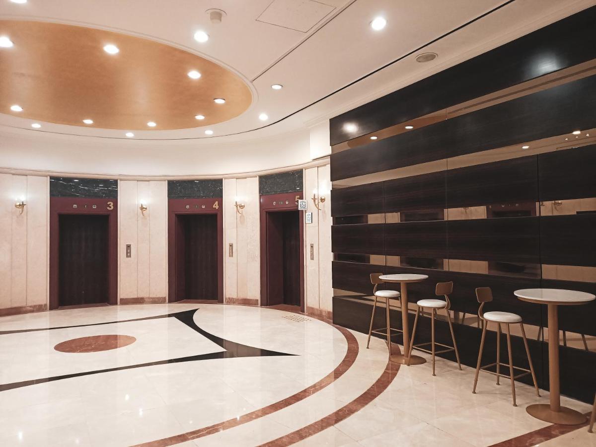 Hometel Hotel Каосюн Екстериор снимка